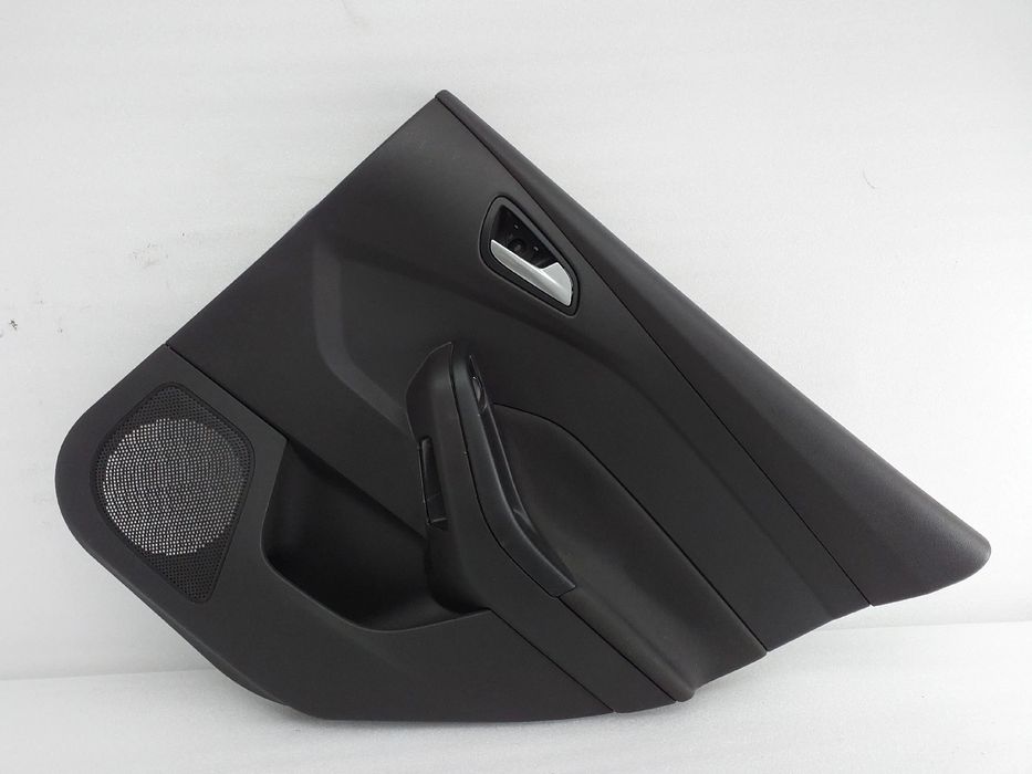 Forra porta / quartela trás direita FORD Focus III