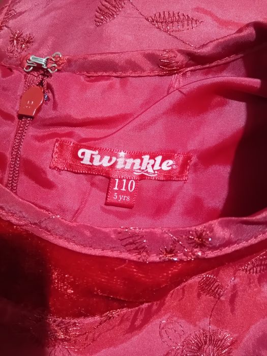 Elegancka sukienka dziewczęca Twinkle 110 cm urodziny święta