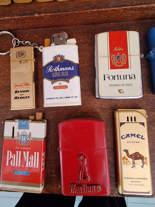 Various lighters509936359011799044
