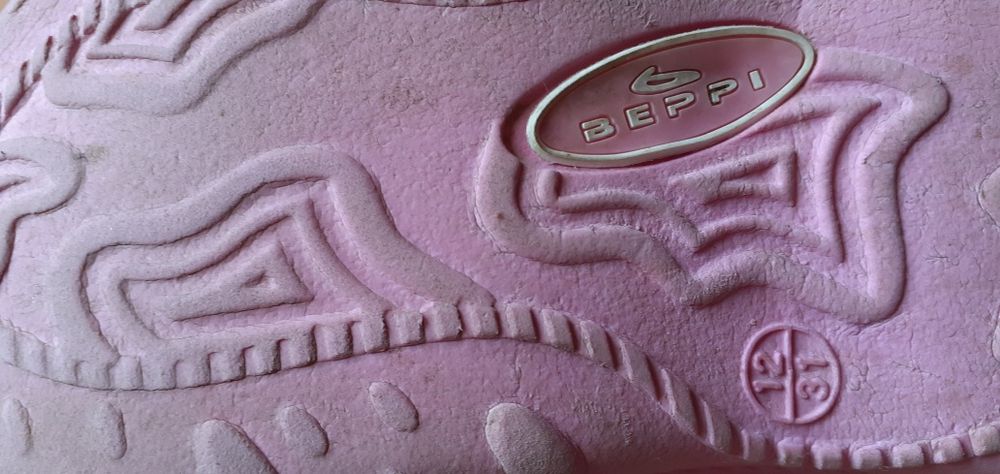 Sapatos  e chinelos criança baratos