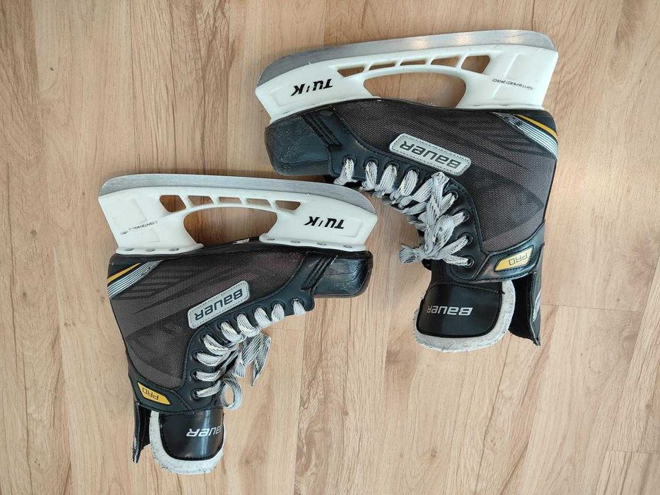 Łyżwy hokejowe 41 42 Bauer Supreme Pro łyżwy do hokeja rozmiar 41 42 (26 cm)