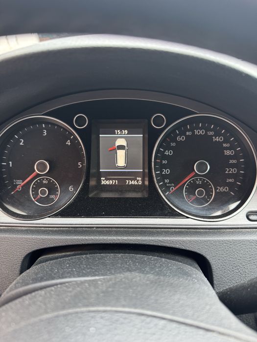 Passat b7 2011 рік 2.0 диз