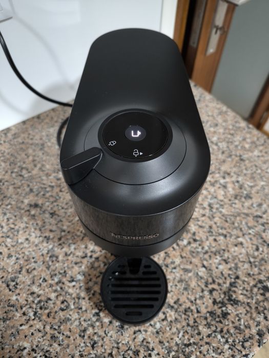 Máquina de Café Nespresso Vertuo Pop Liquorice