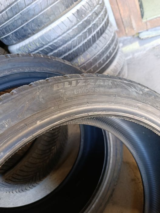 Шини зима Bridgestone 255/40/21 6mm 2024р 2шт