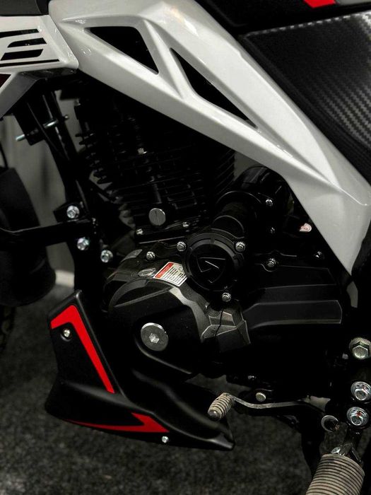 Новий мотоцикл Spark SP200R-26T