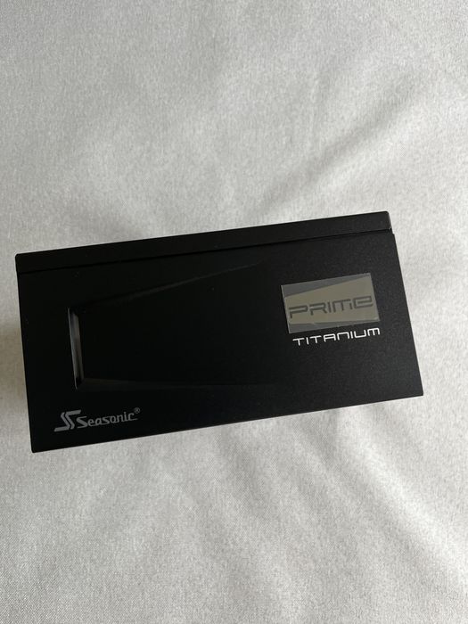 Fonte de Alimentaçao Seasonic PRIME Ultra 650w  Titanium