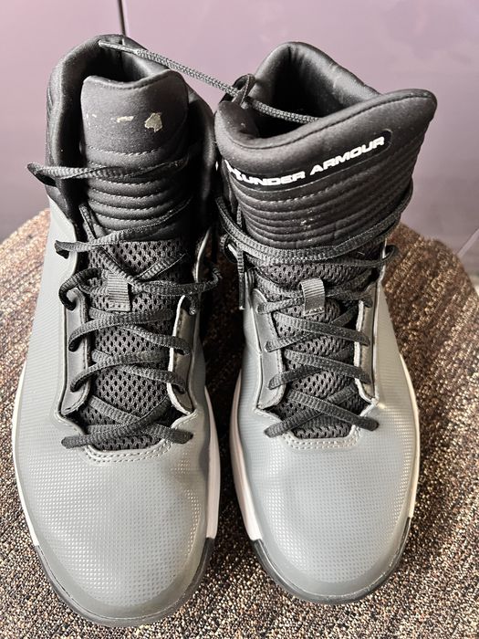 Buty Under Armour r. 42,5 do koszykówki