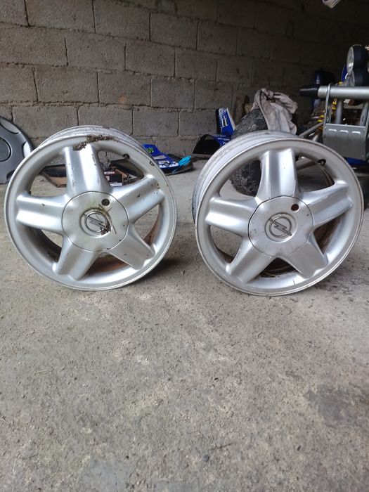 2 jantes 15  em bom estado