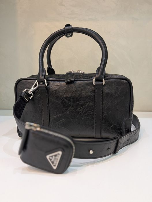 Сумка Prada з натуральної шкіри