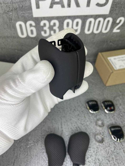 Бокові накладки ШКІРА Шкода Октавія Суперб Рапід ручка акпп ДСГ