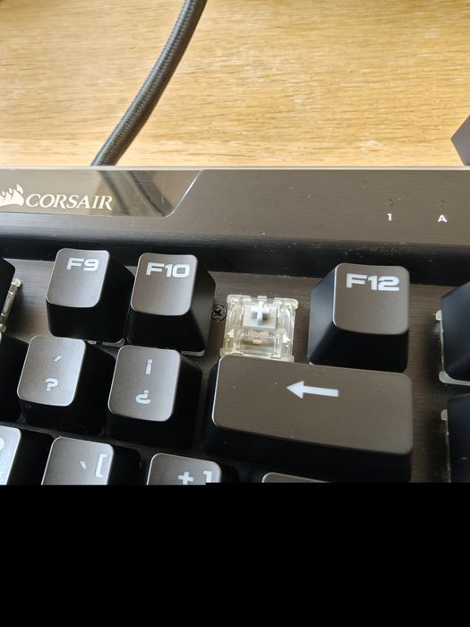 Teclado Gaming Corsair K95 RGB Platinum