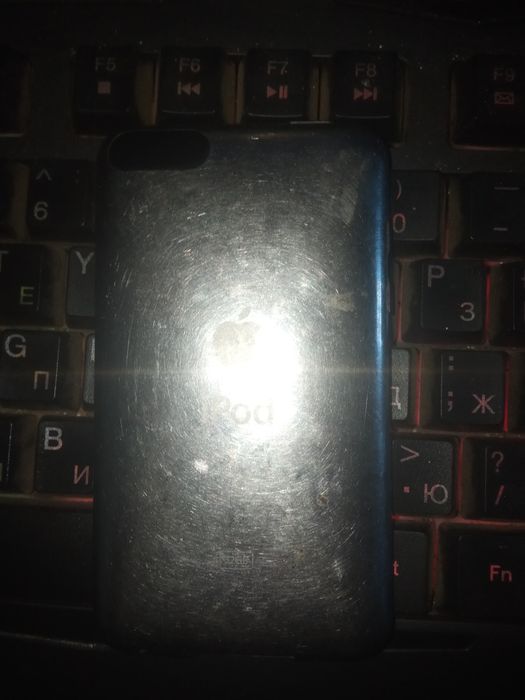 Продаєця чудовий iPod