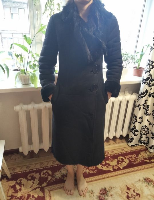 Дубленка с воротником из козьего меха
