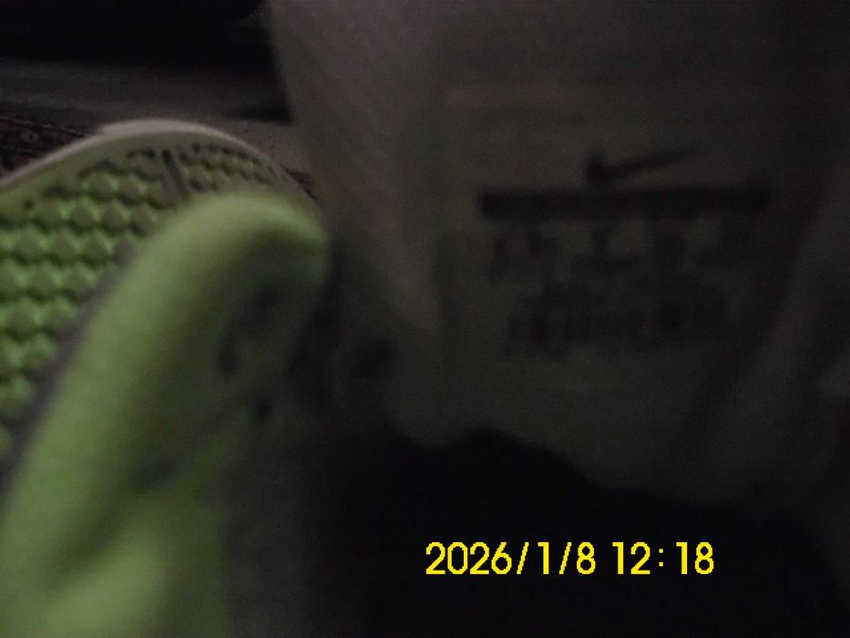 Sapatilhas de marca originais, impecaveis , APENAS 15