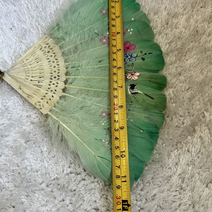 Wachlarz z piór naturalnych