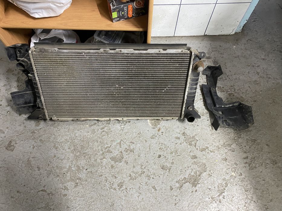 Кондиционер радиатор Форд Транзит трубки компрессор