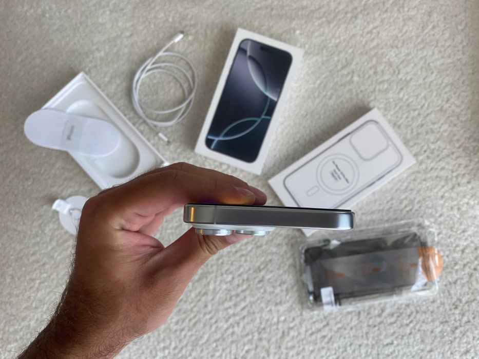 iPhone 16 Pro Max 256GB White Titanium SIM + eSIM 92 АКБ Состояние 5+