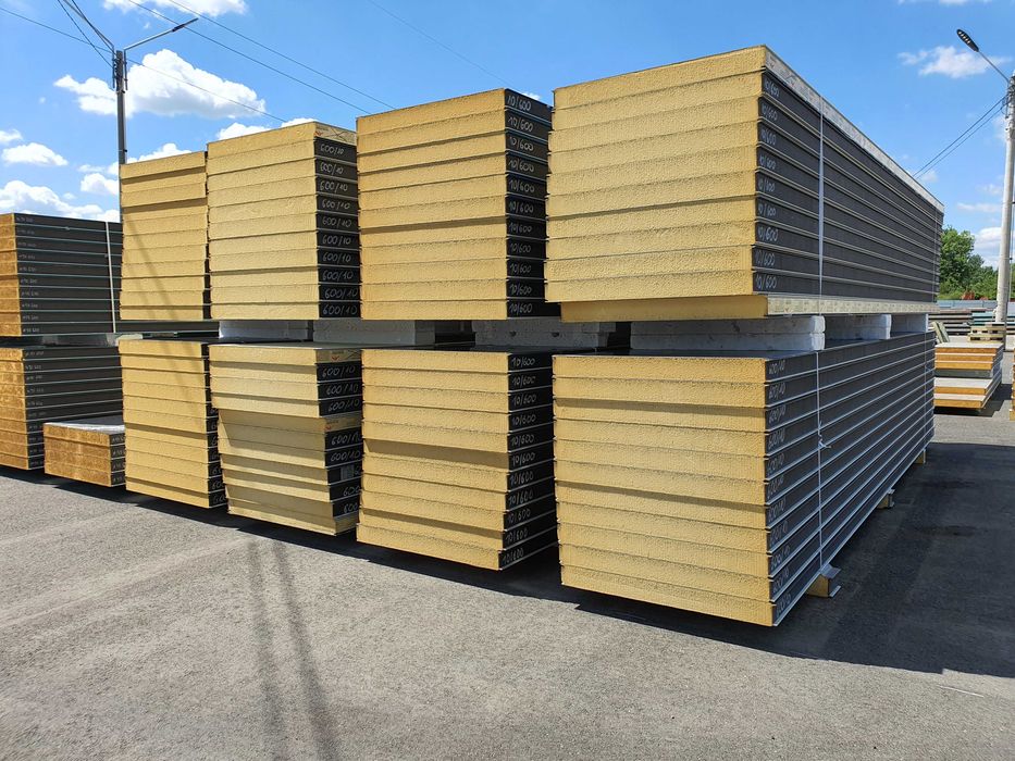 Płyta warstwowa Obornicka Nowa Płyta Chłodnicza Płyty warstwowe PREKON