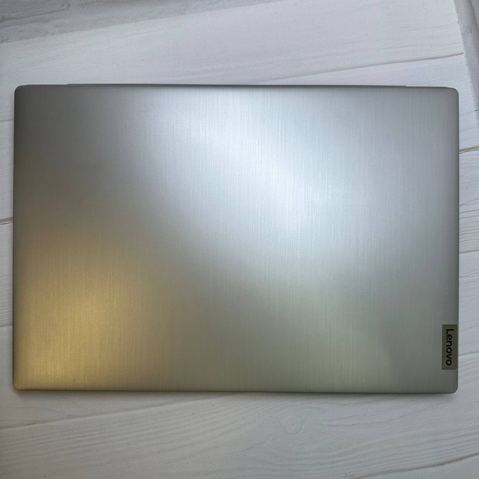 Продам ноутбук Lenovo Ideapad 3| Ryzen 3 3250U| SSD M2 256Gb| DDR3 4Gb