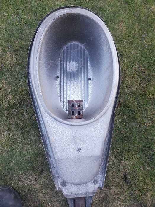 Lampa uliczna PRL ORZ6 400 W Mesko