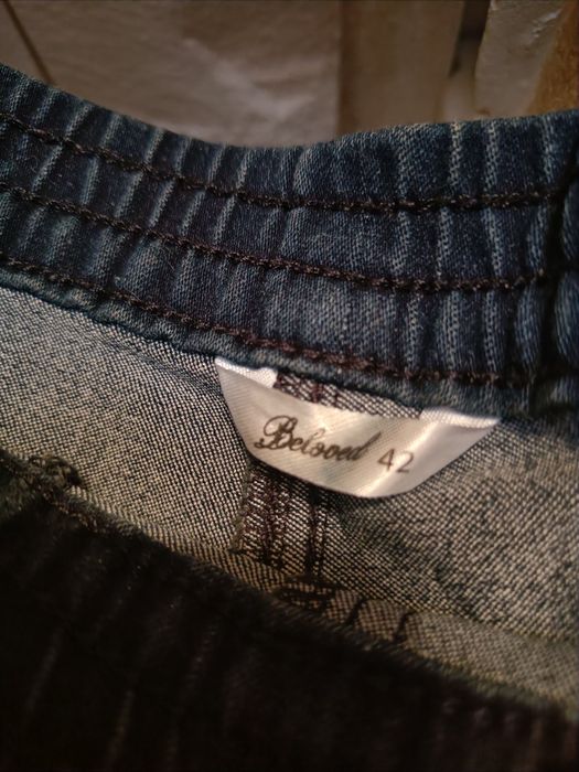 Super jeansy w kolorze granatowym