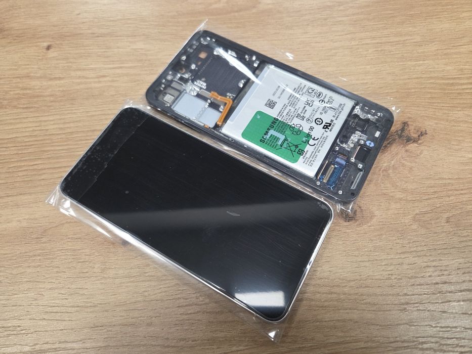 Oryginalny wyświetlacz Samsung S23 WYMIANA NA MIEJSCU GRATIS