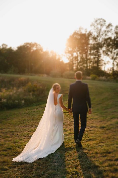 Sprzedam Elegancką Suknię Ślubną firmy KATY CORSO model LOREN