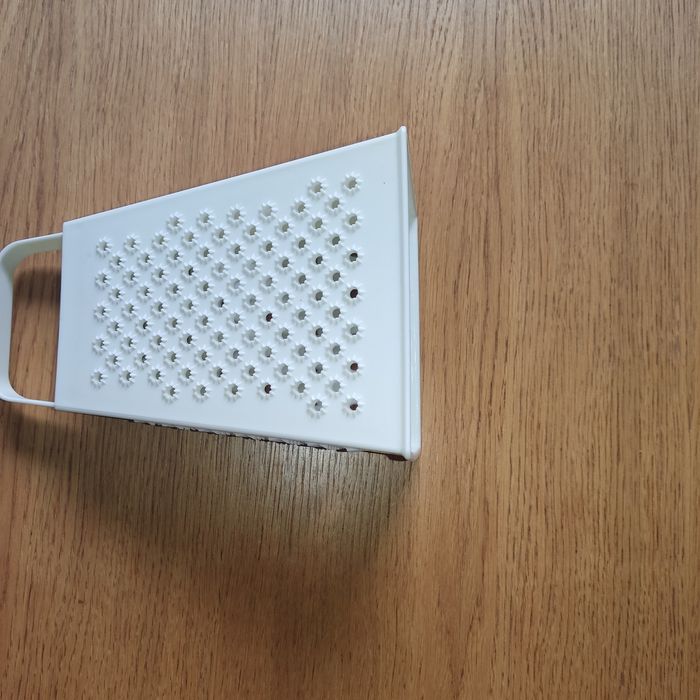 Plastikowa tarka do warzyw