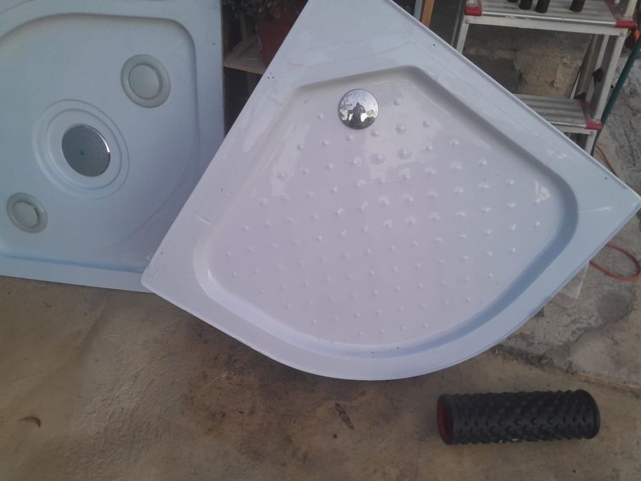 Vende se Cabine de duche