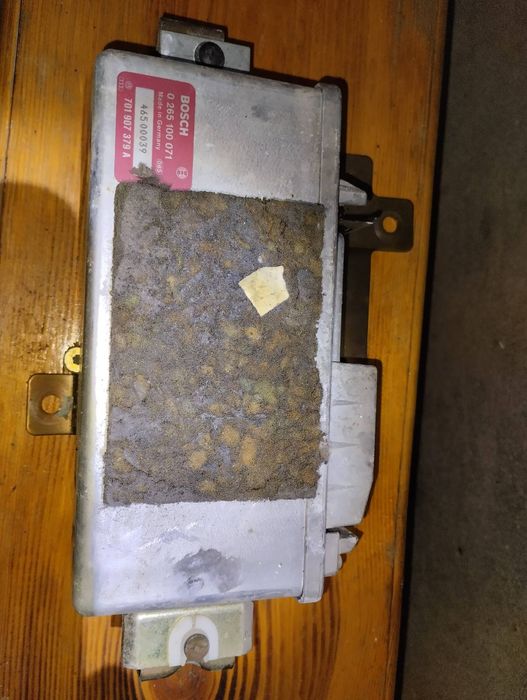 Модуль Блок Управління ABS VW T4 TRANSPORTER 2.4 D 90-96