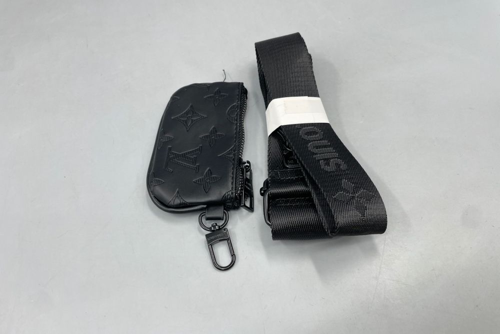 Pochete Louis Vuitton