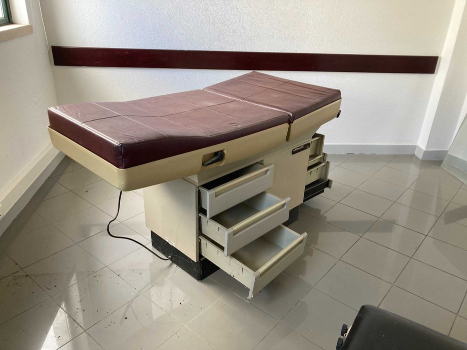 marquesa Midmark eletrica e marquesa metalica