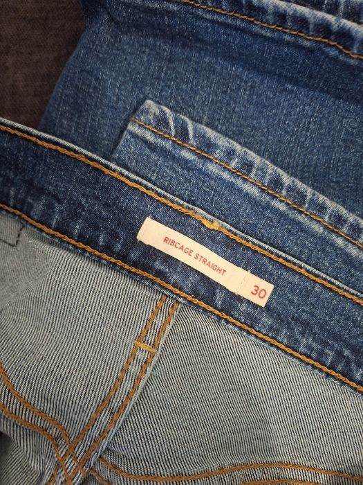 Spodnie LEVIS Strauss Ribcage Straight 30