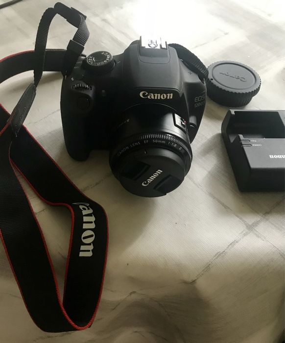 Maquina fotográfica canon com duas objectivas
