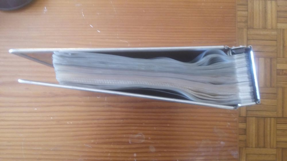 Pasta arquivo A4,resistente, metálica inox,4 furos