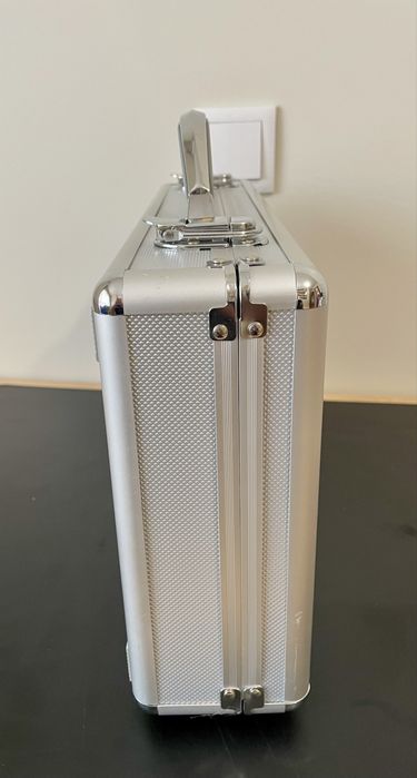 Mala Leuchtturm numismatica