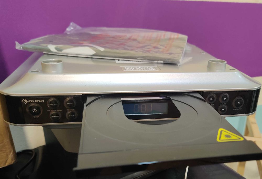 Радіо програвач, приймач, блютуз, акустика, колонки, як нове