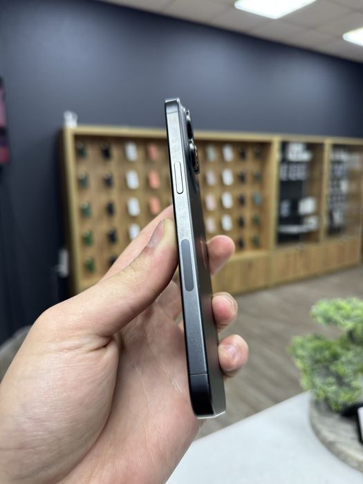 iPhone 15 Pro Max 256gb Black Titanium Neverlock від Магазину!