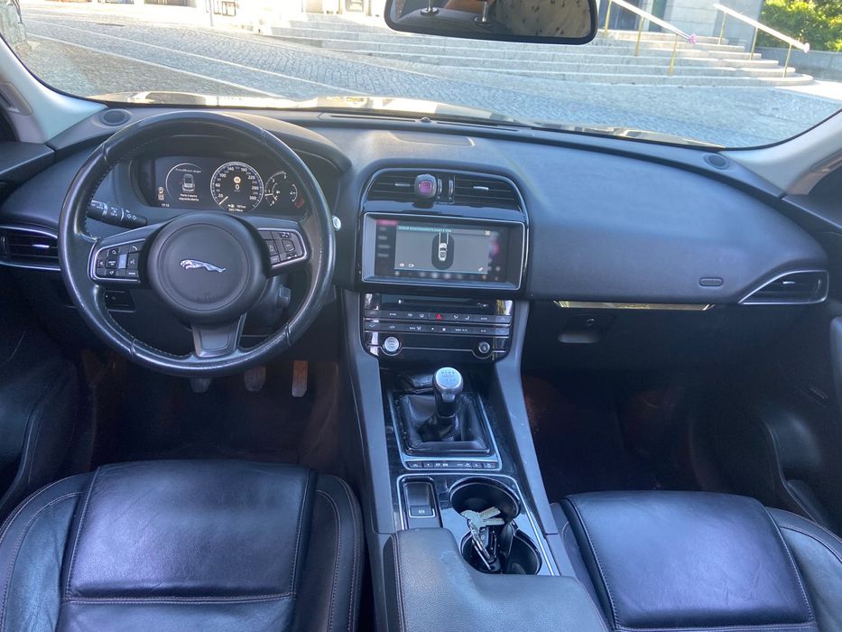 Jaguar F Pace 4x4 -Full Extras