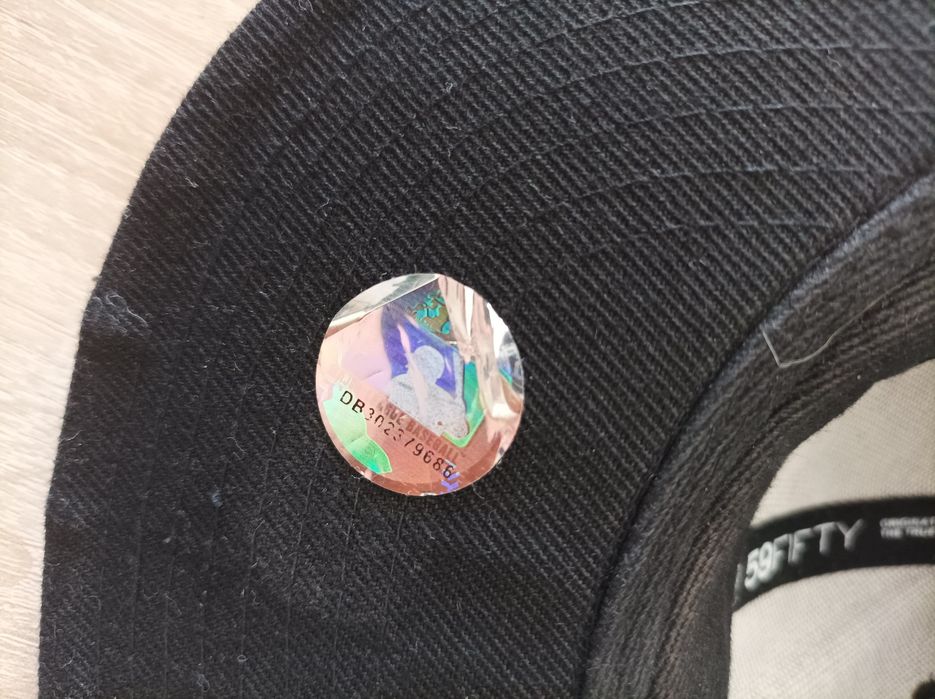 Czapka Genuine Merchandise