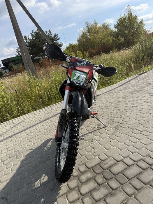 KAYA 512 (MRZ300 / XB300)