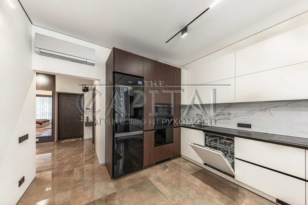 Квартира 80 м2 ремонтом. ЖК Новопечерські Липки. 8 поверх, генератор