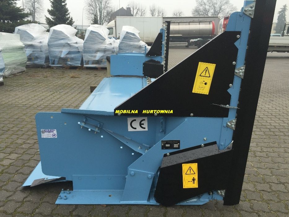 Stół do rzepaku Bizon Super Rekord Z-056/58 MMiUR Wągrowiec przystawka