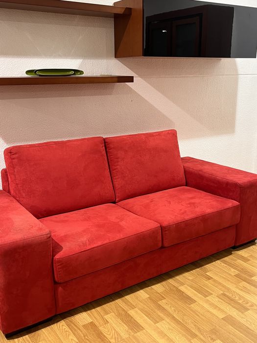Sofa camursa vermelho