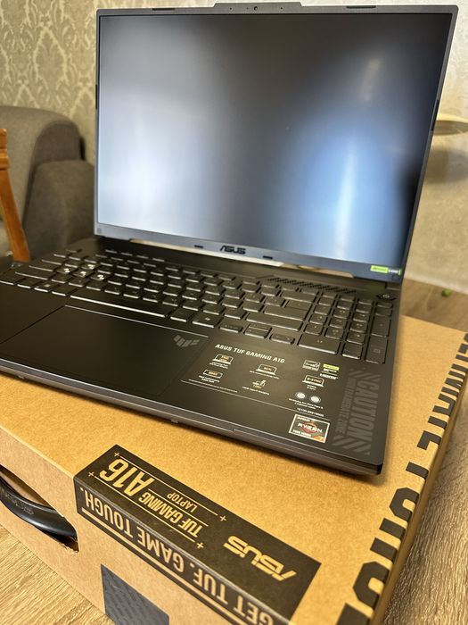 потужний ігровий ноутбук ASUS TUF