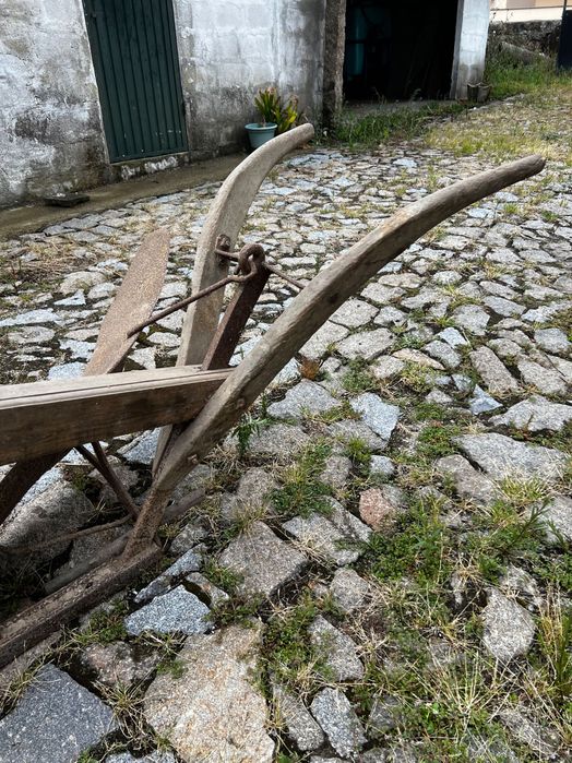 Vende-se antiguidade de alfaia agrícola