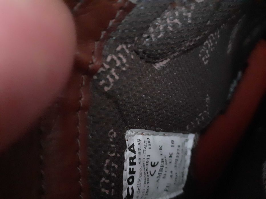 Buty wysokie nowe