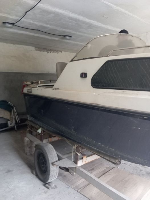 Катер Финмастер .