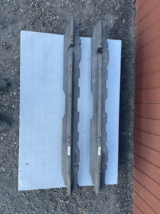 BMW F30 F31 LCI Lift absorber zderzaka przedniego pianka wzmocnienia Oryginalna