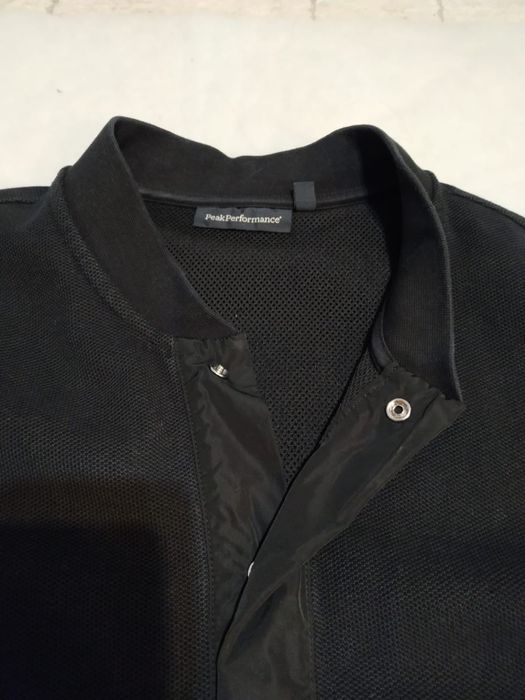 Czarna kurtka Peak Performance Lang Jacket bluza rozpinana L